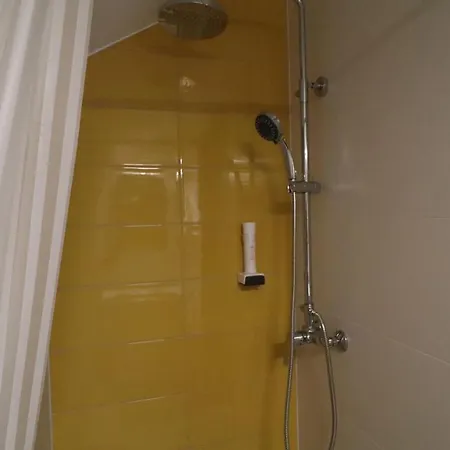 Jam Panzio Guest house *